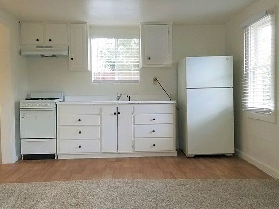 2nd image of 4566 Virginia Ave #4566