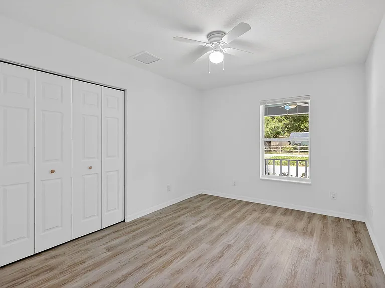 2206 S 34th St — Photo 29