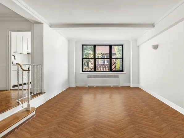 336 West End Avenue image 2 of 16