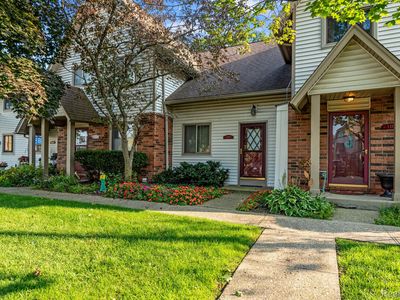 7300 Bluewater Dr APT 109, Clarkston, MI, 48348
