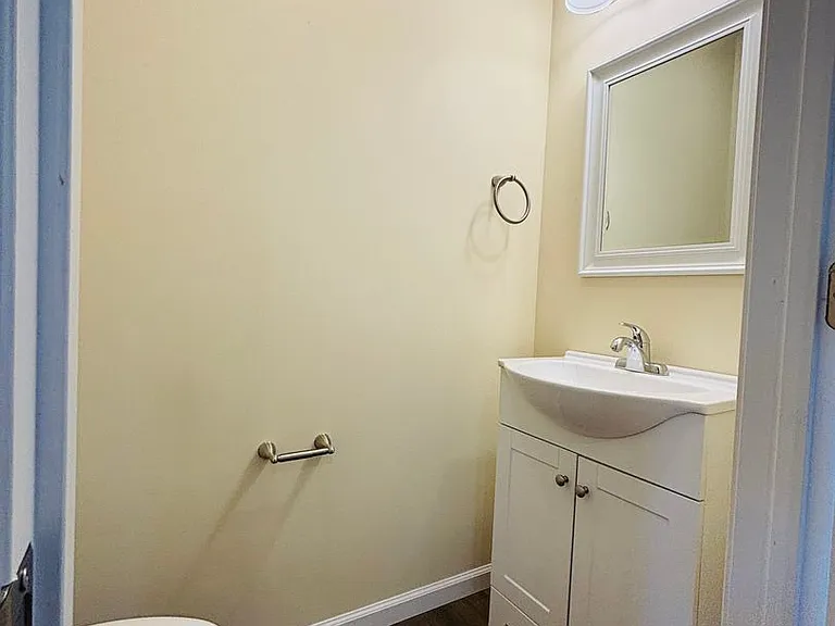 175 Craig St — Photo 6