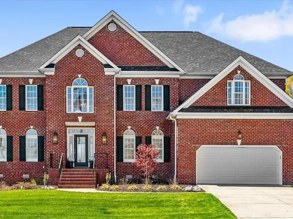 1010 Keswick Ln, Clemmons, NC 27012