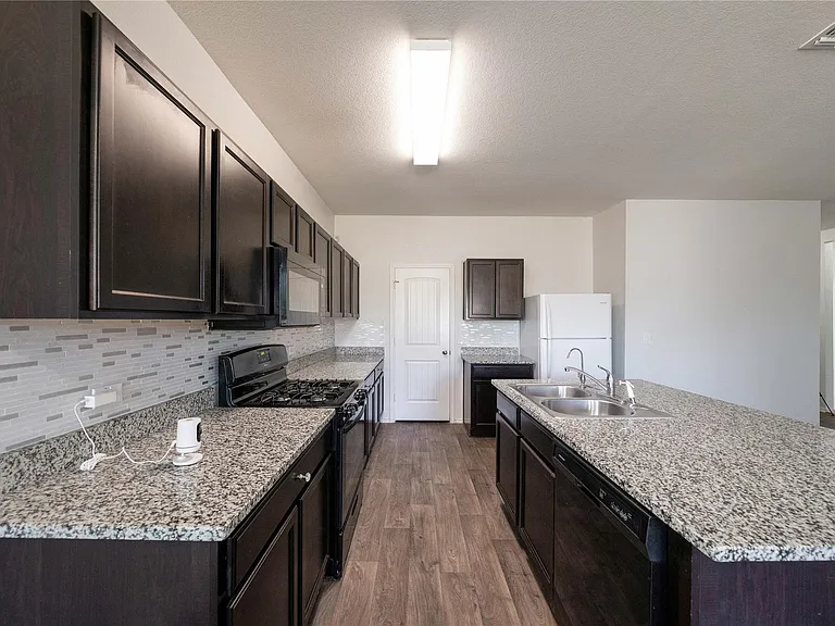15106 Kent Justin Dr — Photo 12