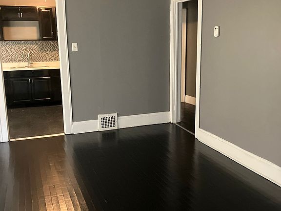 2nd image of 13702 McElhattan Ave #2
