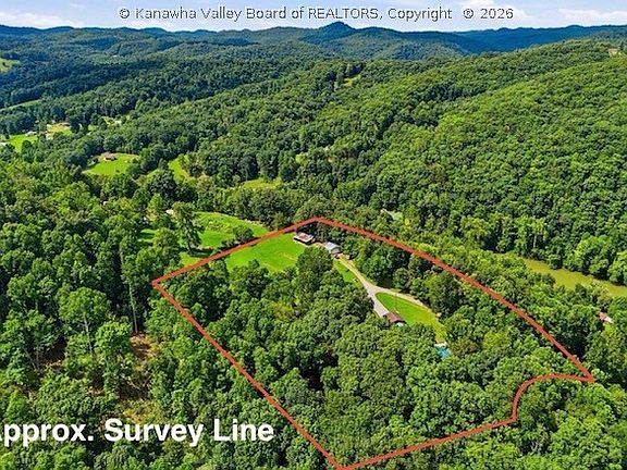 2nd image of 7871 Ivydale Rd