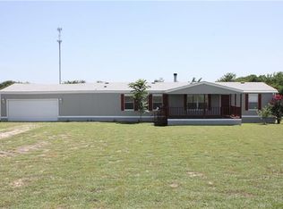 923 W Sterrett Rd, Waxahachie, TX 75167