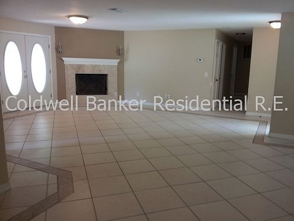 2nd image of 511 Forest Glen Ave