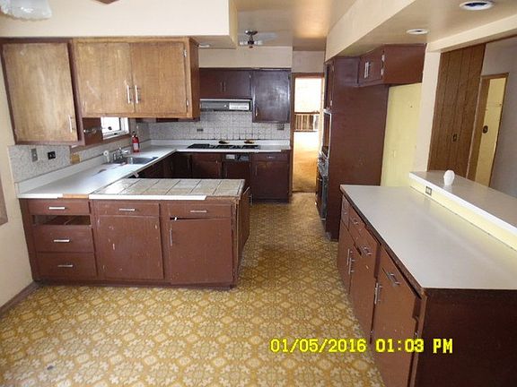 4th image of 729 Brookwood Ter