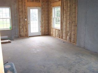 423 Woodlawn Ln, Carlisle, PA 17015