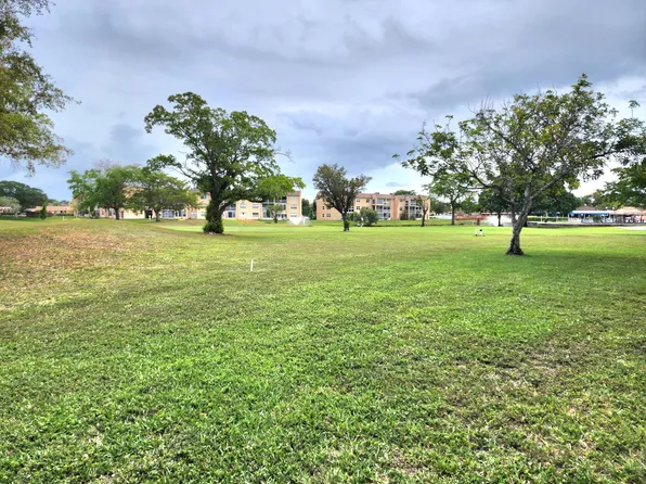 9521 Sunrise Lakes Boulevard #103, Sunrise, FL 33322