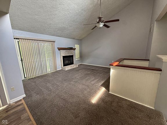 5th image of 218 Sugarwood Ln