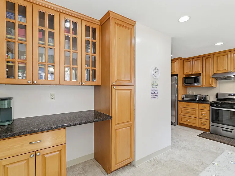 872 W Knickerbocker Dr — Photo 15