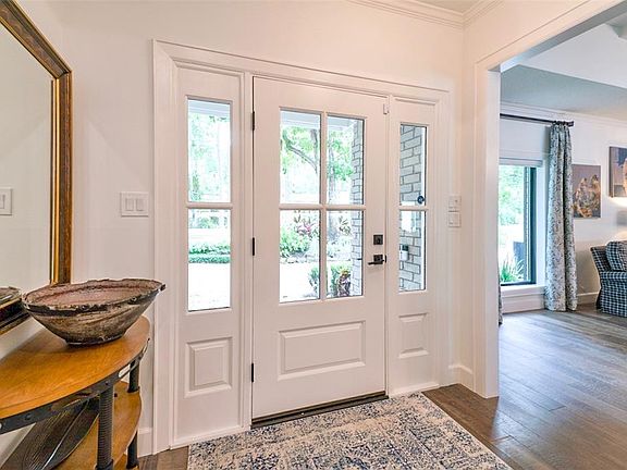 4th image of 18 Shorelake Dr