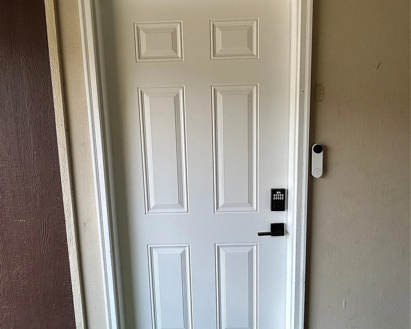 1 bed, 1.0 bath, 784 sqft, $1,200 — Photo 1