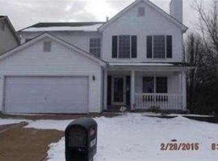 2808 Dolfield Dr, Florissant, MO 63031