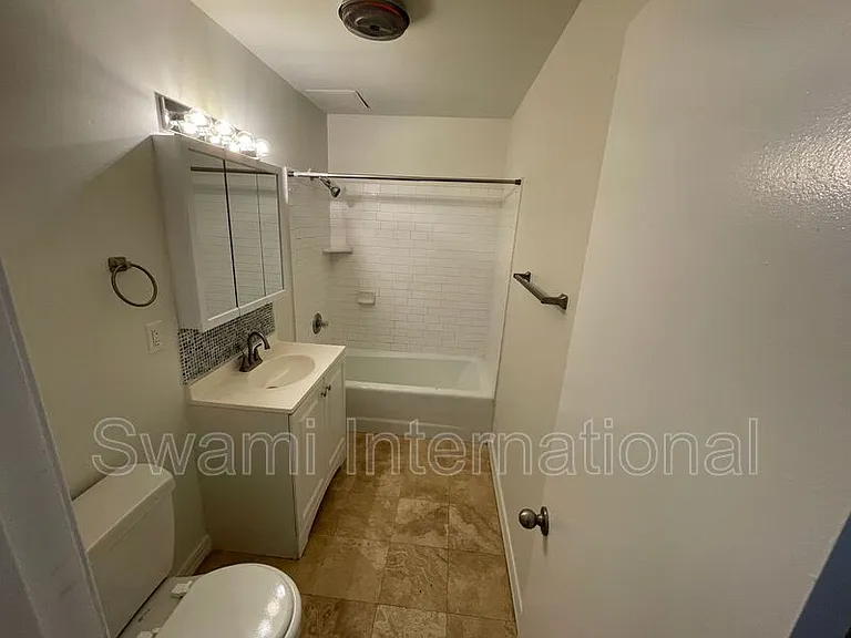 7716 S Figueroa St #4 — Photo 12