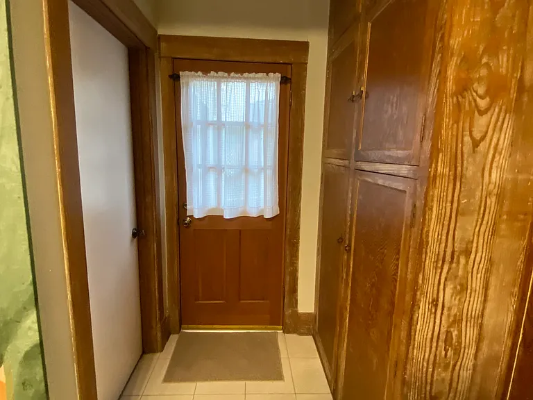 633 Hawthorne St #A — Photo 13