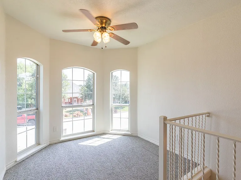 3310 Silver Oaks Dr — Photo 34