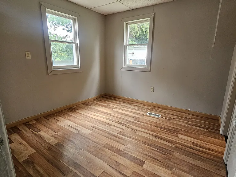 11 E Washington St #101 — Photo 7