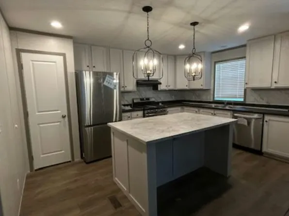 14750 W Burnsville Pkwy Lot 115, Burnsville, MN 55306