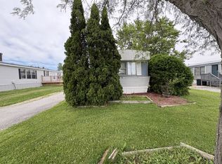 54 Swan Ln #54SWAN, Beecher, IL 60401