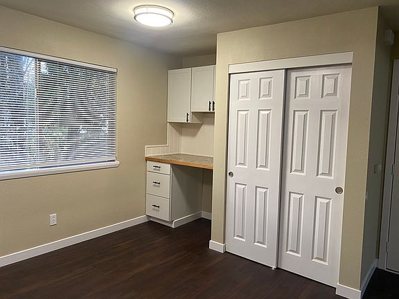 4th image of 100 N 8th Ave SW #11