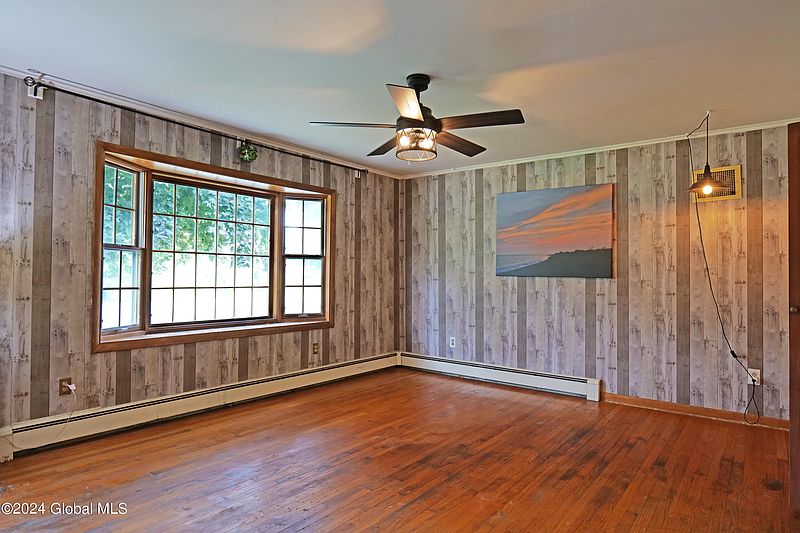 5th image of 230 Miller Road