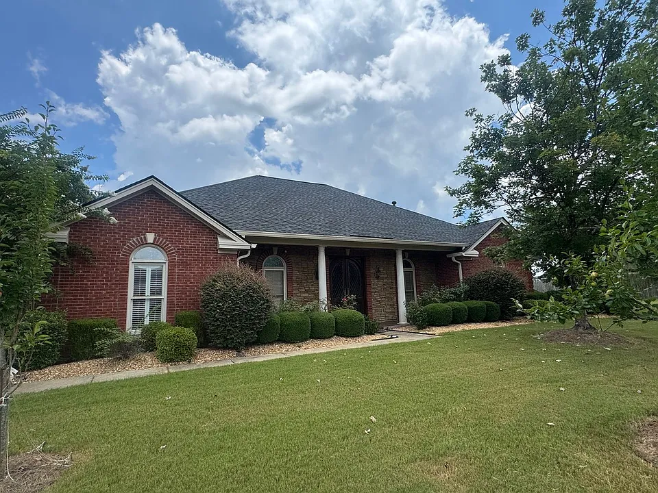 416 Towne Lake Dr