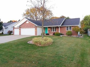 2753 Durham Rd, Green Bay, WI 54311