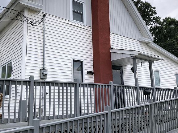 4th image of 141 12th Avenue