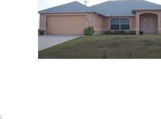 126 NE 12th Ter, Cape Coral, FL 33909