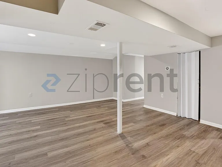 586 Oakside Dr SW #B — Photo 10