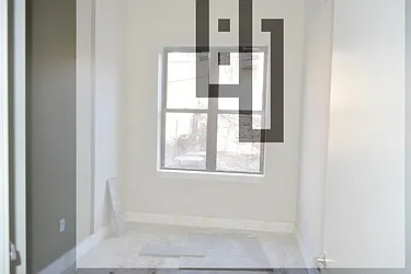 Rented by Loom Group