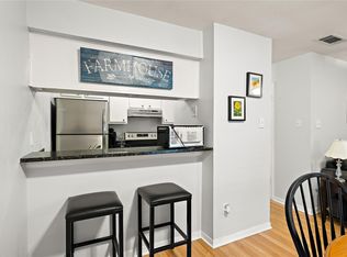 2450 Ashdale Dr #B-211, Austin, TX 78757