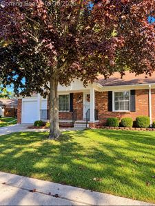 38396 Maple Forest Blvd W, Harrison Township, MI, 48045