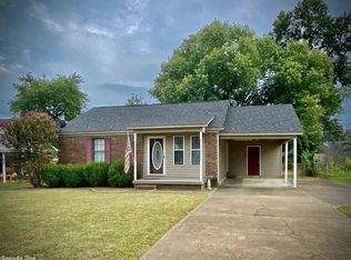107 Christi St, Searcy, AR 72143
