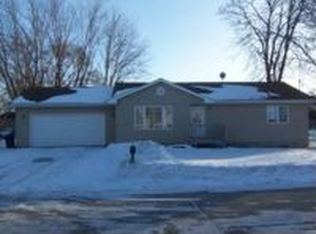 125 Mills St, Mankato, MN 56001