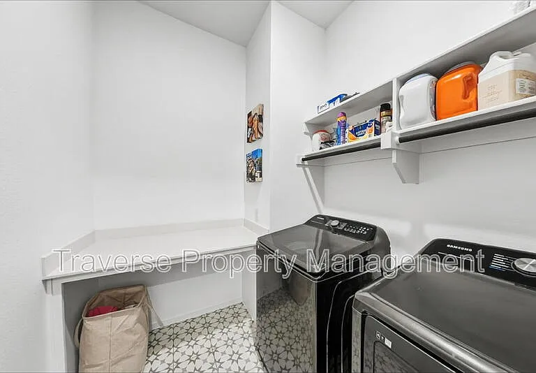 249 Observation Dr N — Photo 24