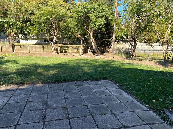 Privatefenced in back yard.