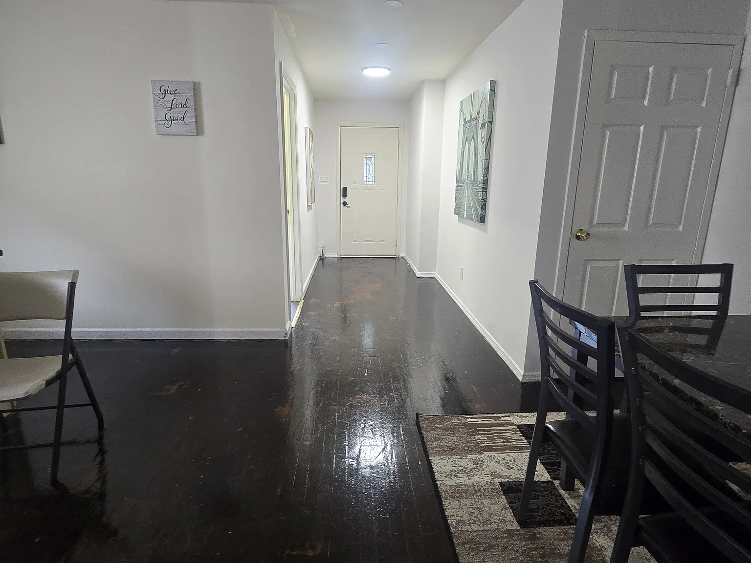 4 bed, $900 — Photo 4