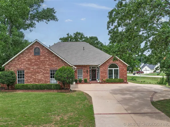 11914 S 1st St, Jenks, OK 74037