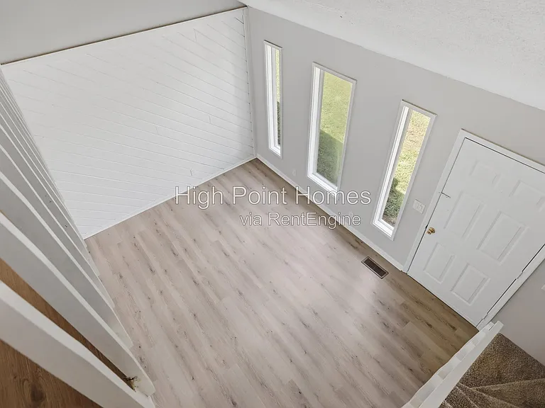 90 Park St #109 — Photo 24