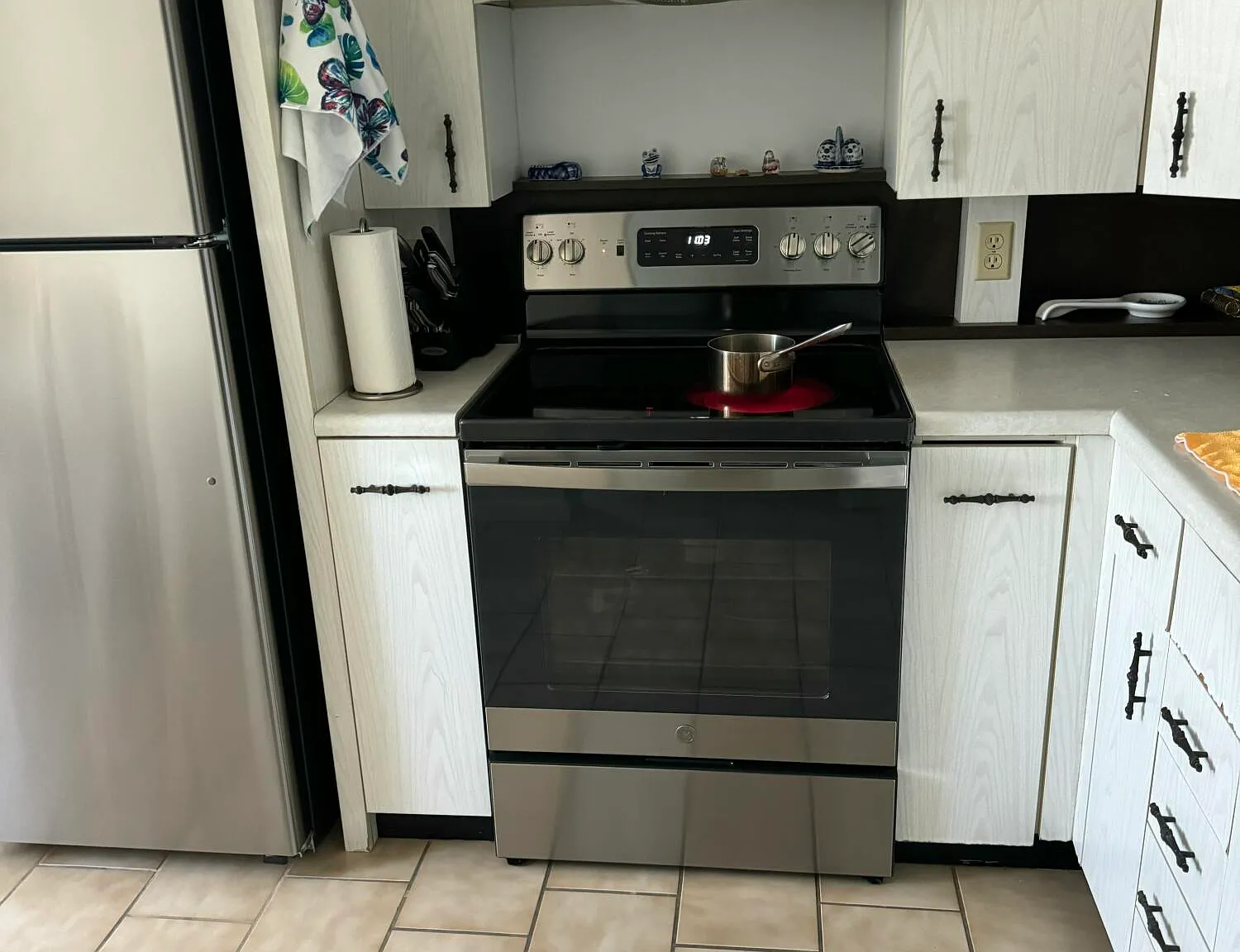 2 bed, 2.0 bath, 1158 sqft, $3,000 — Photo 2