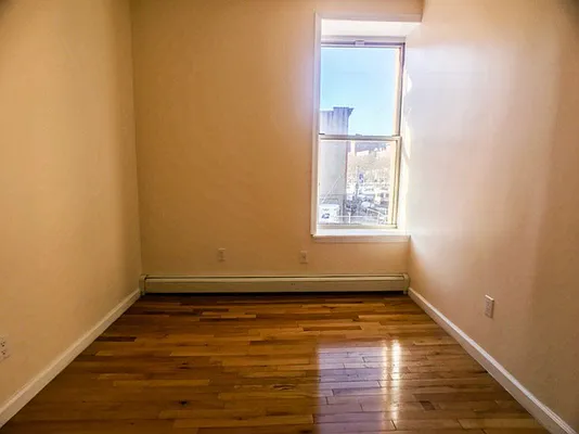 Rented by Bohemia Realty Group | media 12