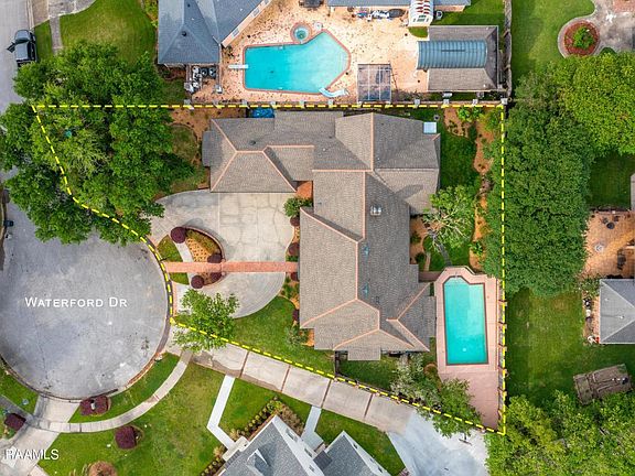 3rd image of 104 Waterford Dr