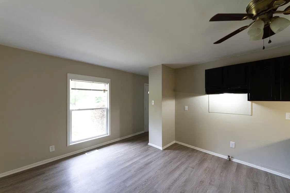 3 bed 1.5 bath. Eastside Indy. Forest Manor Neighborhood — Photo 3