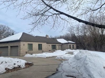 803 Barrington Dr E, Shakopee, MN, 55379