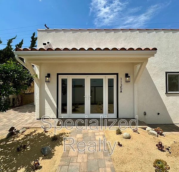 1135 Scofield Dr #A — Photo 1