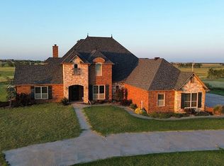 19923 E 1080th Rd, Elk City, OK 73644