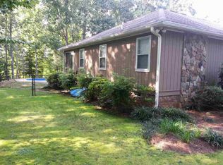 208 Woodridge Dr, Spartanburg, SC 29301